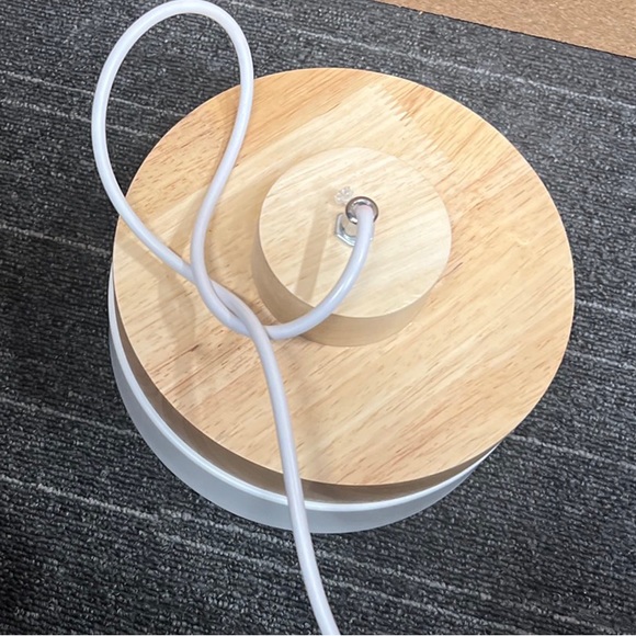 Light - Picture 3 of 3